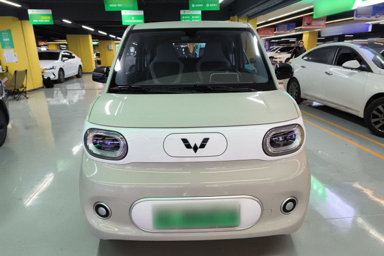 五菱汽车 宏光MINIEV 2024款 第三代 215km 青春版车身外观2