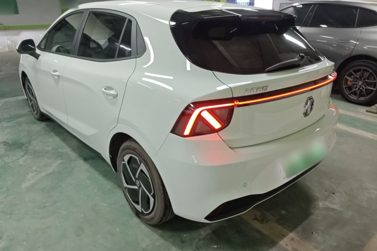 名爵 MG4 EV 2026款 437 从容版车身外观4