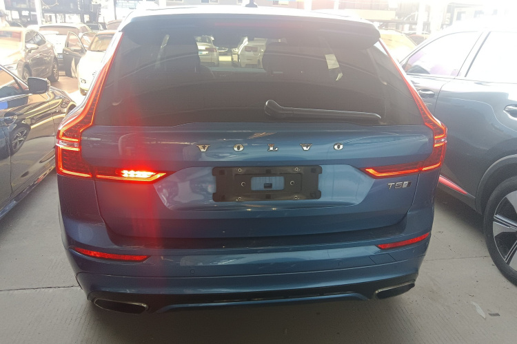 沃尔沃XC60 2018款 T5 四驱智远运动版车身外观6