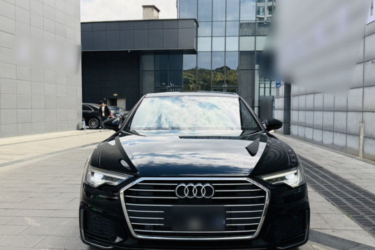 奥迪A6L 2022款 40 TFSI 豪华动感型车身外观6002