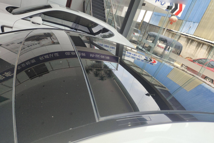 奔驰C级(进口) 2021款 C 200 轿跑车局部细节57