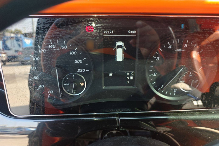 奔驰 威霆 2021款 2.0T 精英版 7座局部细节14