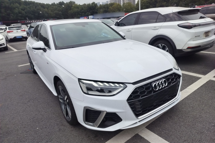 奥迪A4L 2020款 40 TFSI 豪华动感型车身外观6002