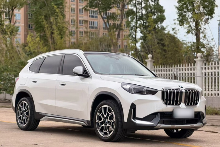 宝马X1 2023款 sDrive25Li X设计套装车身外观6001