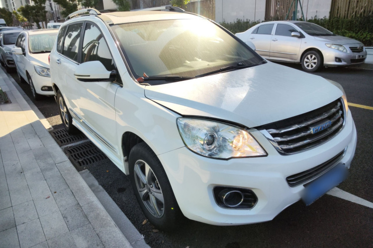 哈弗H6 2016款 升级版 1.5T 自动两驱精英型车身外观3