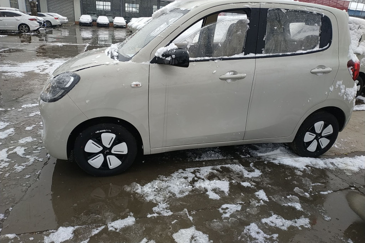 五菱汽车 宏光MINIEV 2025款 四门版 进阶款车身外观6003