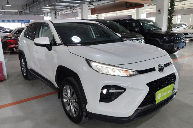 丰田 威兰达 2024款 2.0L CVT两驱领先版车身外观3