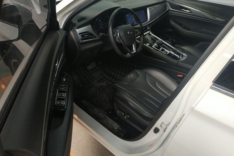 长安CS85 COUPE 2019款 2.0T 自动动版 国V中控内饰20