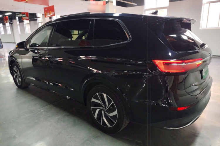 大众 威然 2024款 380TSI 尊驰版车身外观6003