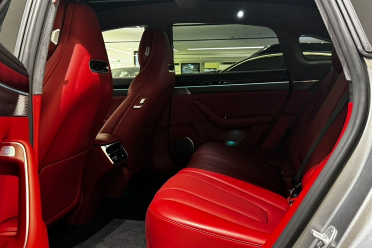 鸿蒙智行 智界S7 2025款 703km Ultra运动版中控内饰7007