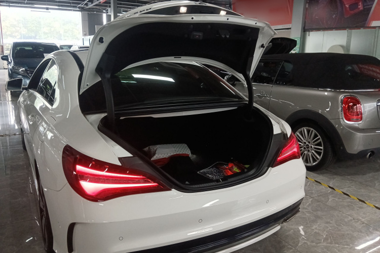 奔驰CLA 2018款 CLA 200 时尚型局部细节23