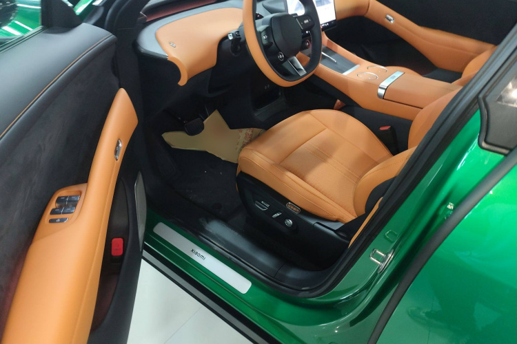 小米汽车 小米YU7 2025款 超长续航后驱版中控内饰7003