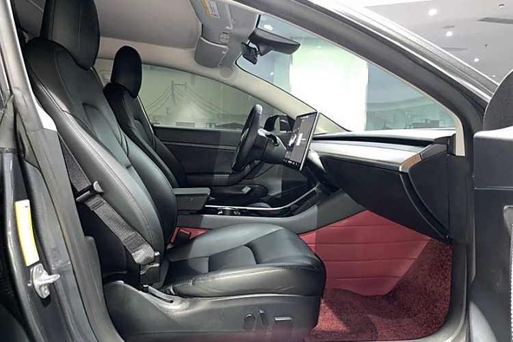 特斯拉 Model 3 2020款 改款 长续航后轮驱动版局部细节41