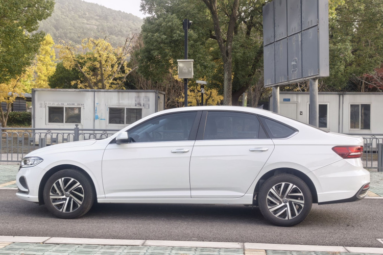 大众 朗逸 2024款 300TSI DSG满逸版车身外观6003