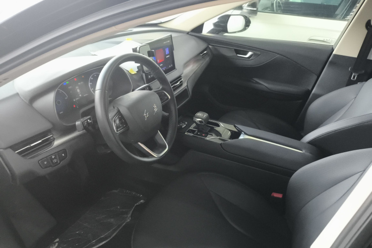 红旗E-QM5 2023款 改款 基础出行版中控内饰20