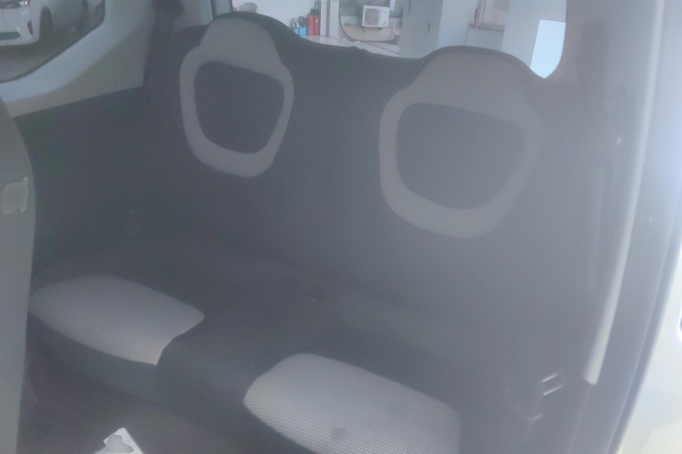 五菱汽车 宏光MINIEV 2024款 第三代 215km 进阶版中控内饰21