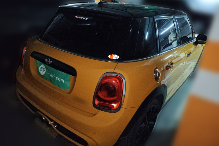 MINI 2016款 2.0T COOPER S 先锋派 五门版车身外观6005