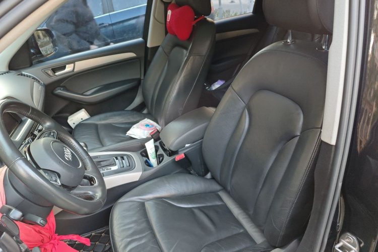 奥迪Q5 2017款 Plus 40 TFSI 进取型中控内饰19