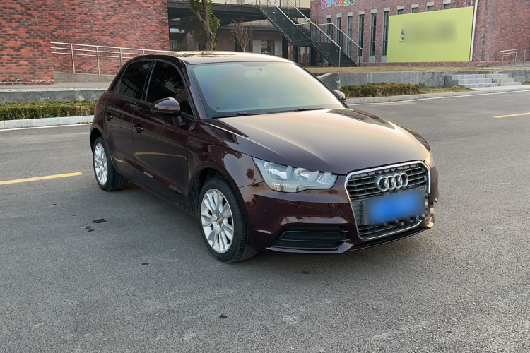 奥迪A1 2014款 30 TFSI Sportback时尚型车身外观6002