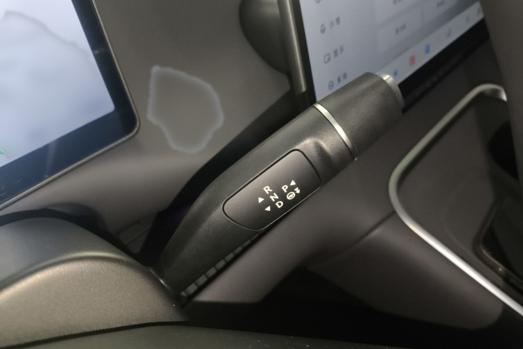 零跑汽车 零跑C16 2026款 增程 280激光雷达智尊版 5座局部细节18