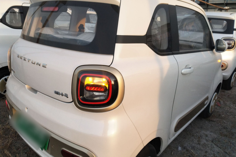 奔腾小马 2026款 222km 萌趣马 Plus车身外观7