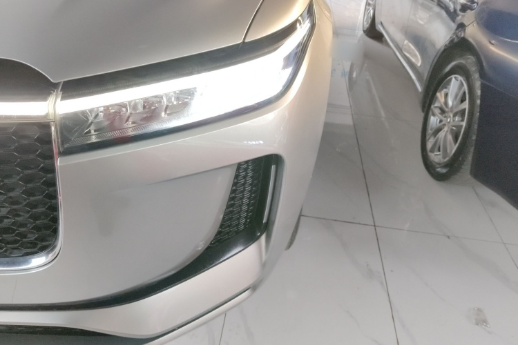 理想汽车 理想ONE 2020款 增程6座版局部细节36