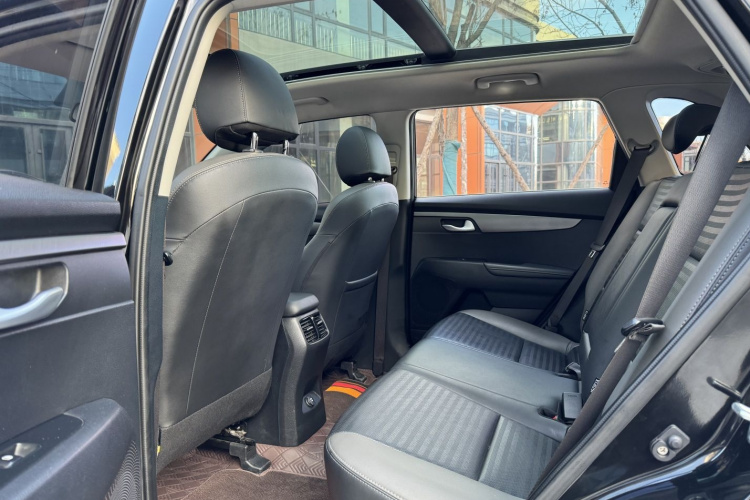 起亚 智跑 2019款 2.0L 自动智享豪华版车身外观6005