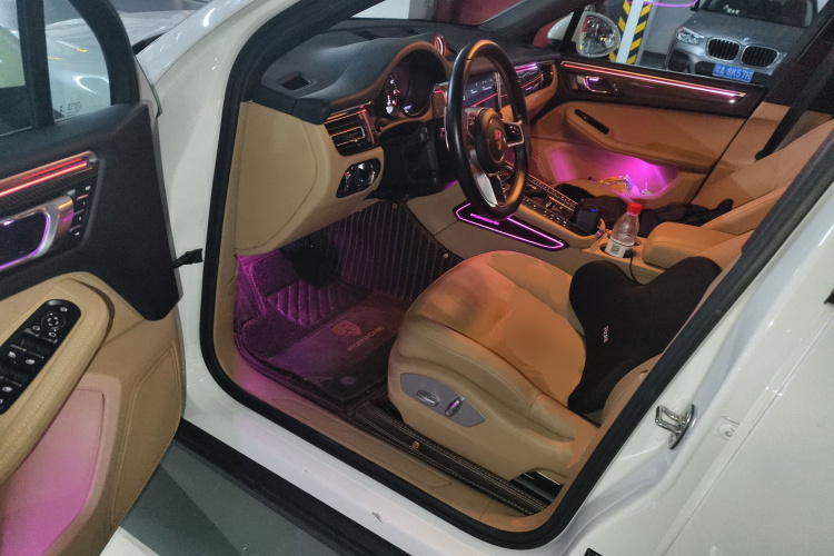 保时捷 2018款 Macan 2.0T中控内饰20