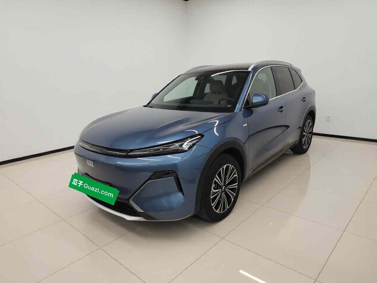 吉利银河 银河星舰7 EM-i 2025款 120km 领航版(2)