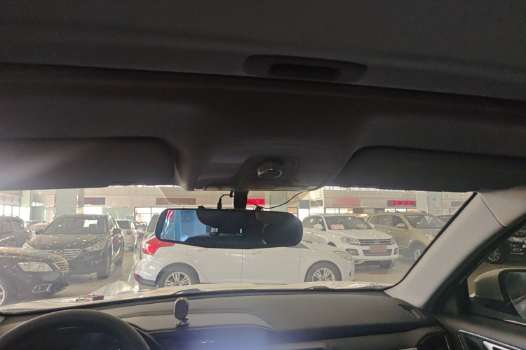 奇瑞 瑞虎5x 2019款 HERO 1.5L CVT豪华版中控内饰22