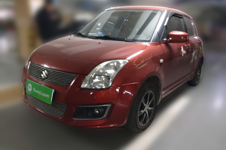 铃木 雨燕 2013款 1.3L 手动超值版车身外观1