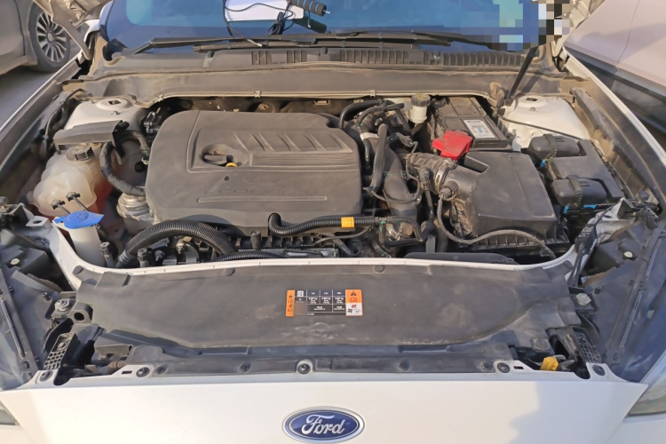 福特 蒙迪欧 2017款 EcoBoost 180 时尚型局部细节24