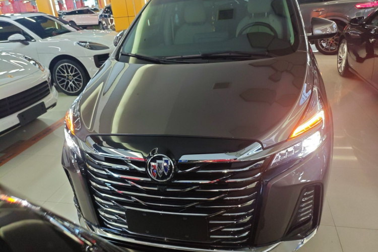 别克GL8 2023款 陆上公务舱 智享型车身外观6001