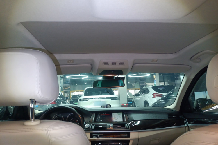 宝马5系 2014款 525Li 豪华设计套装局部细节22