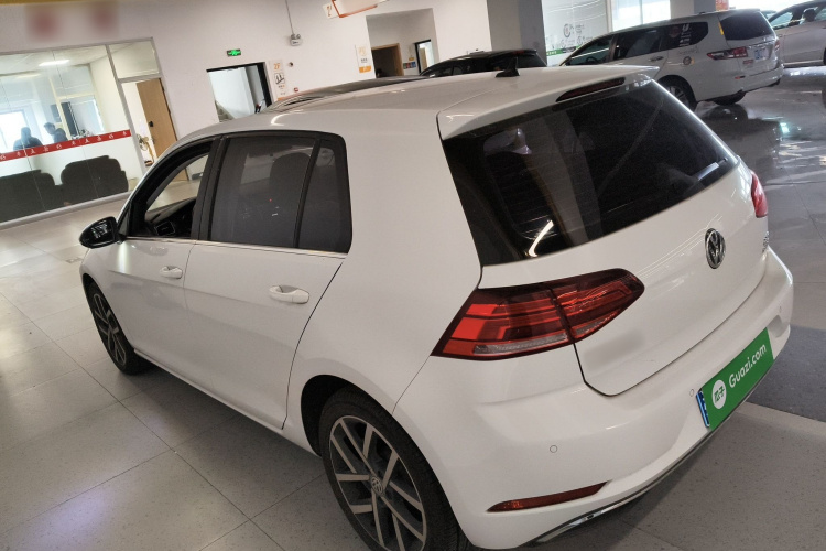 大众 高尔夫 2020款 280TSI DSG舒适型车身外观4