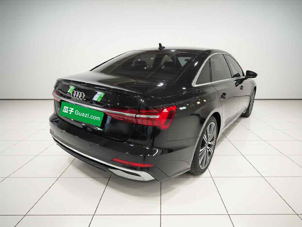 奥迪A6L 2024款 45 TFSI 臻选动感型(4)