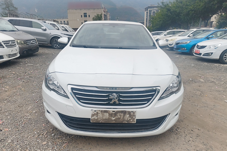 标致408 2014款 1.8L 自动豪华版车身外观2