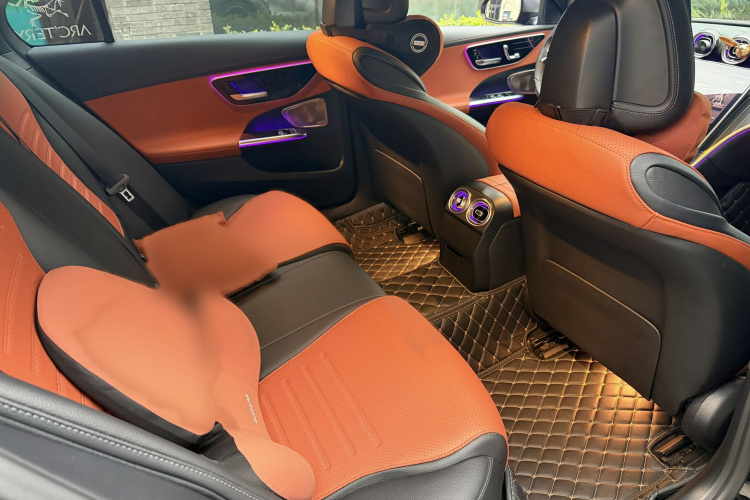 奔驰C级 2022款 改款 C 260 L 运动版中控内饰7009