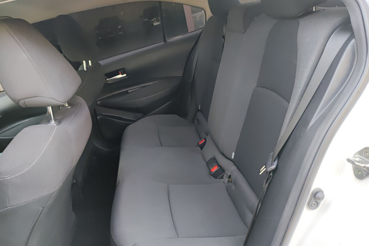 丰田 卡罗拉 2019款 1.2T S-CVT GL先锋版中控内饰21