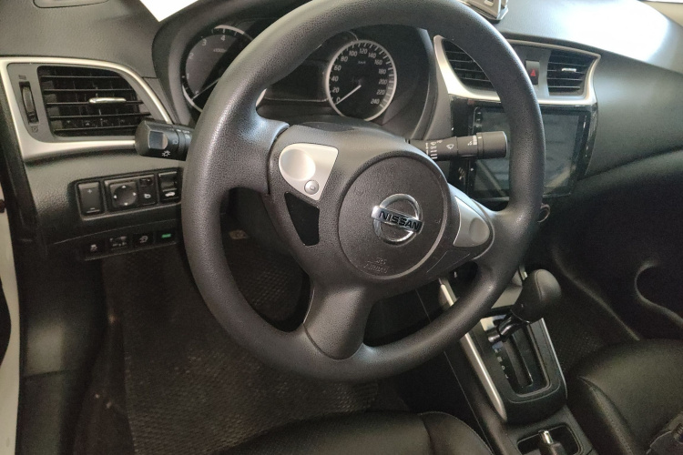 日产 轩逸 2021款 经典 1.6XE CVT专享版局部细节13