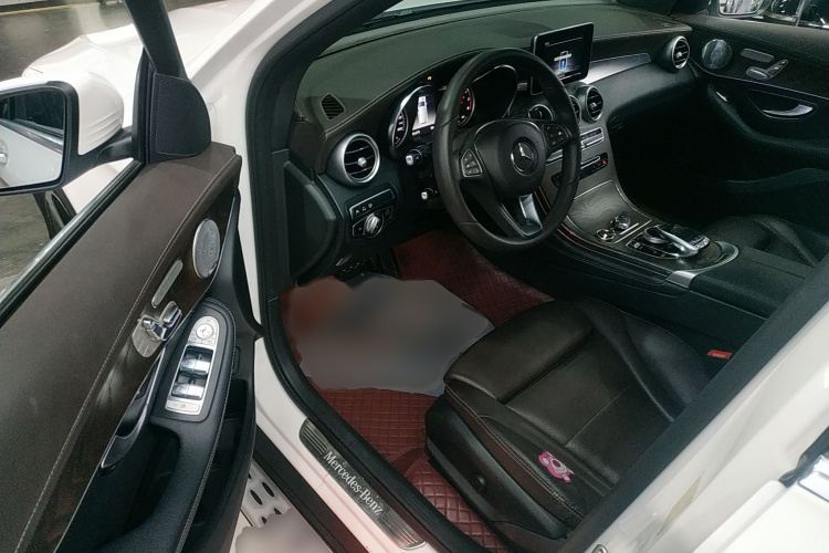 奔驰GLC 2019款 改款 GLC 300 L 4MATIC 动感型中控内饰7003