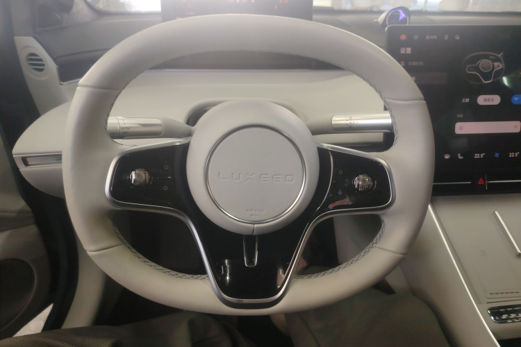 鸿蒙智行 智界S7 2024款 Max+ 后驱超航智驾版局部细节13