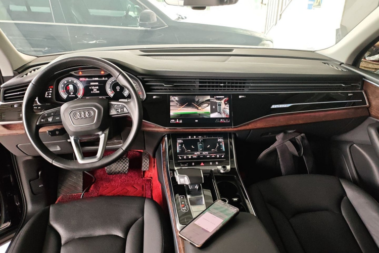 奥迪Q7 2022款 45 TFSI quattro S line运动型中控内饰7002