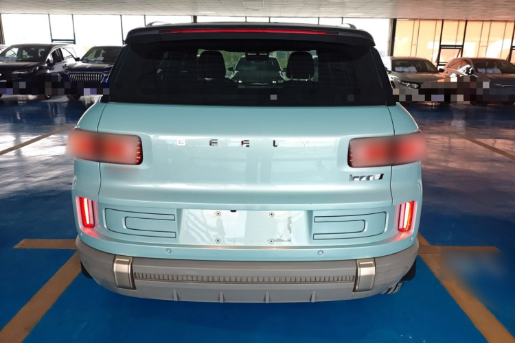 吉利汽车 吉利icon 2023款 1.5TD 巧克力醇巧版车身外观6