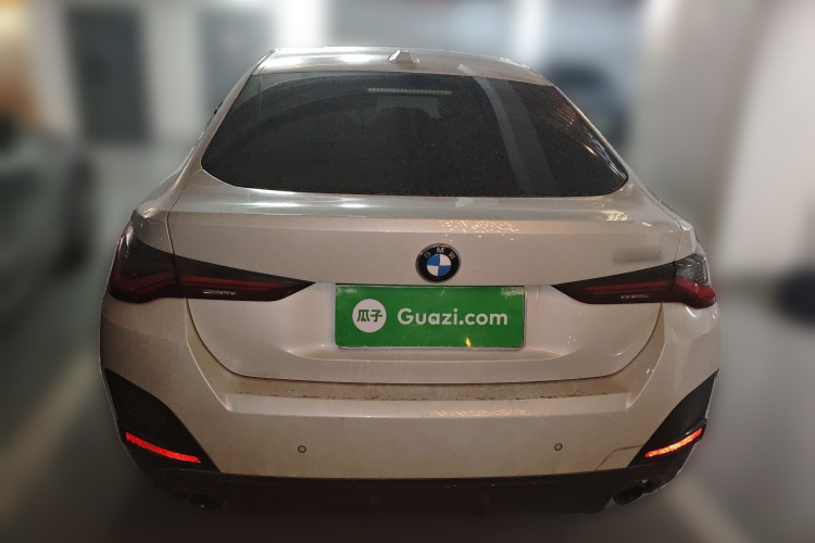 宝马4系 2022款 425i Gran Coupe M运动曜夜套装车身外观6