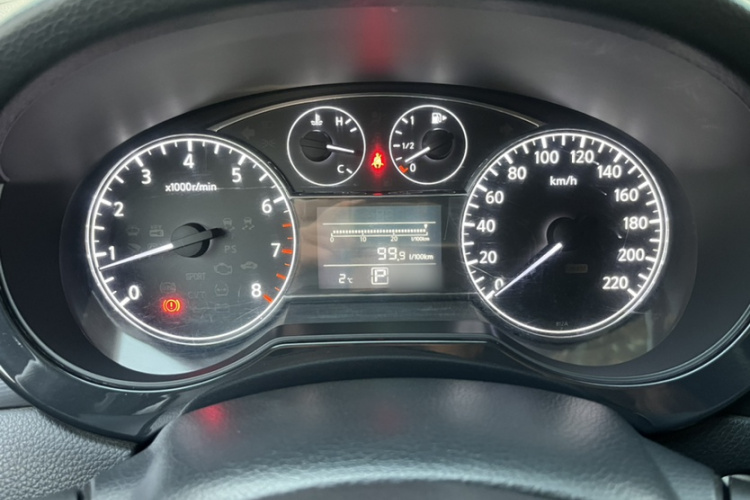 日产 骐达TIIDA 2011款 1.6L CVT智能型局部细节14