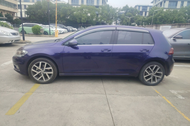 大众 高尔夫 2018款  230TSI 自动豪华型车身外观6003