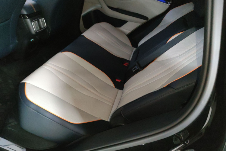 比亚迪 宋PLUS新能源 2021款 EV 旗舰型中控内饰21