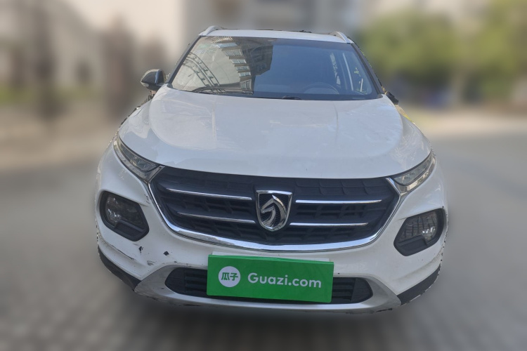 宝骏510 2017款 1.5L 手动豪华型车身外观6001