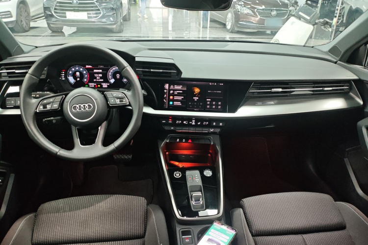 奥迪A3 2021款 Sportback 35 TFSI 进取运动型中控内饰12